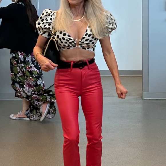 Meet your Posher, Jen - Picture 4 of 7